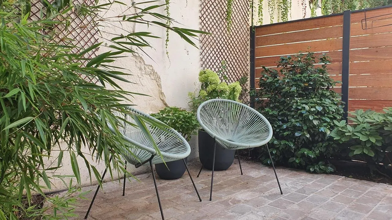 Appartement Boutik Boheme Le jardin Montmartre à Paris 0*,
